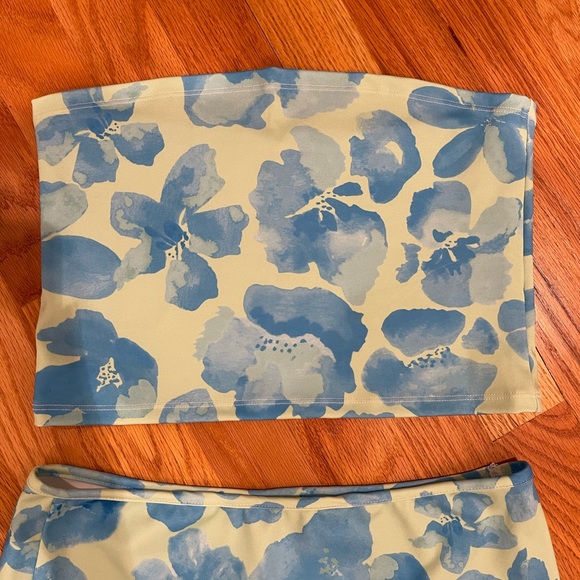 Cool is a Construct Set NEVER WORN - Picture 5 of 7